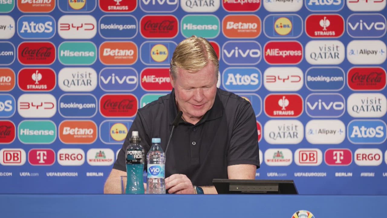 Bekijk hier de persco van Koeman na Oostenrijk terug